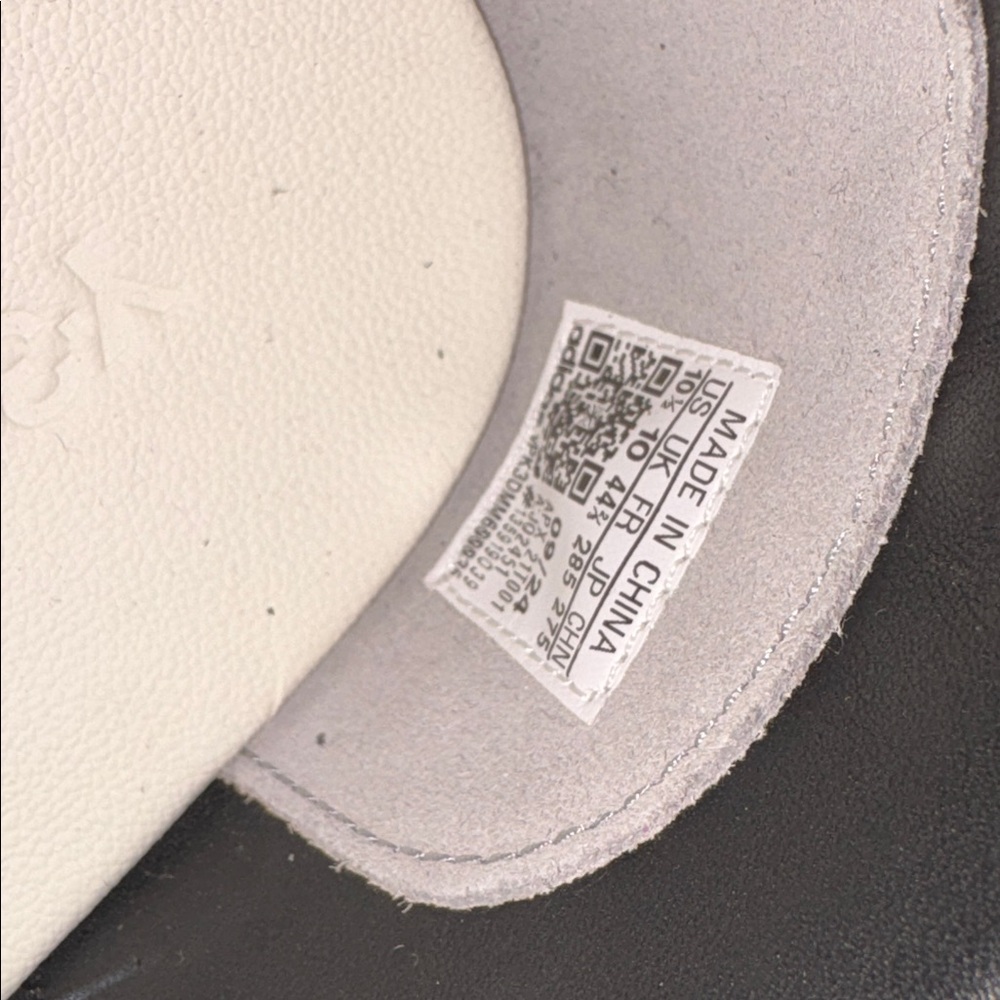 Black Designer Men's Sneakers - Picture 6 of 6